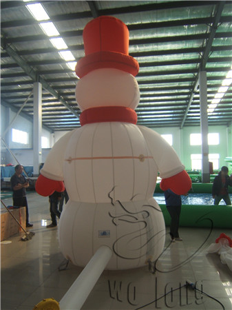 Inflatable snowmen