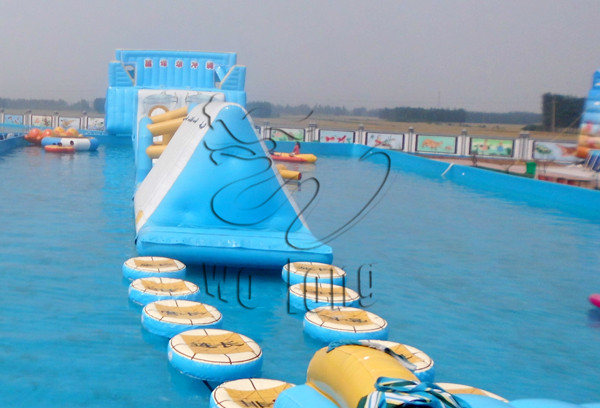 Inflatable obstacle course on water