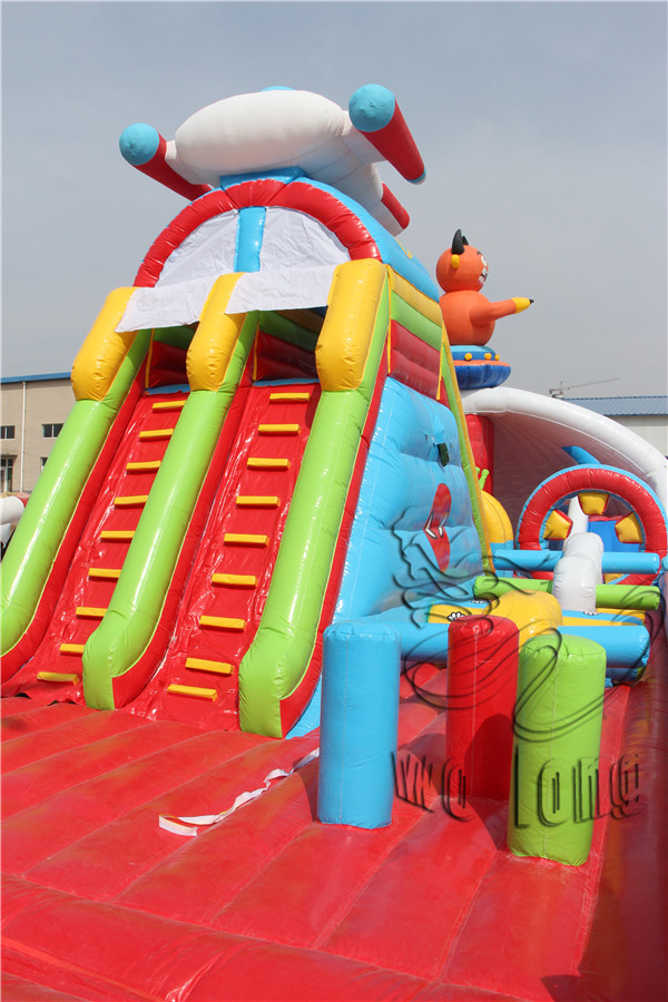 inflatable bouncy castle