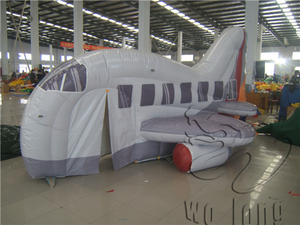 Inflatable airplane