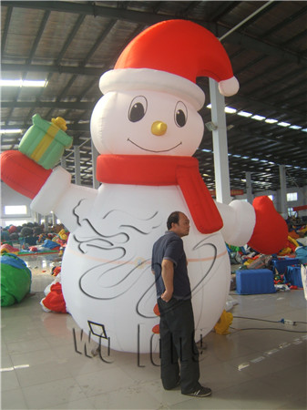 Inflatable snowman(1)