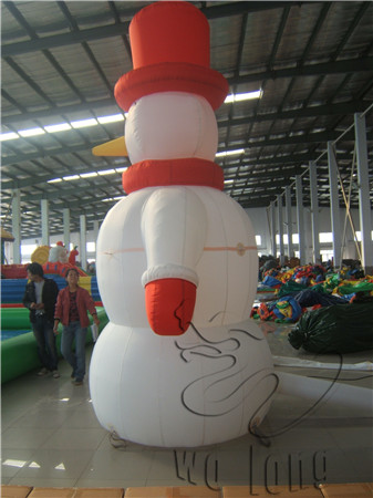 Inflatable snowmen