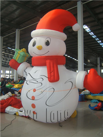 Inflatable snowman(1)
