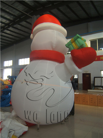 Inflatable snowman(1)