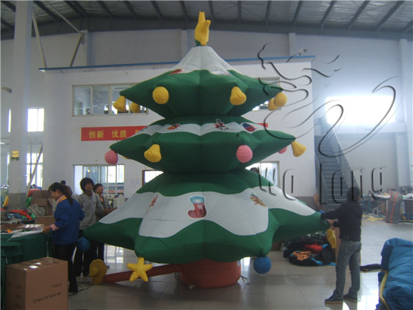 Inflatable christmas tree(2)