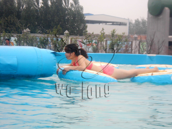 Inflatable obstacle course on land